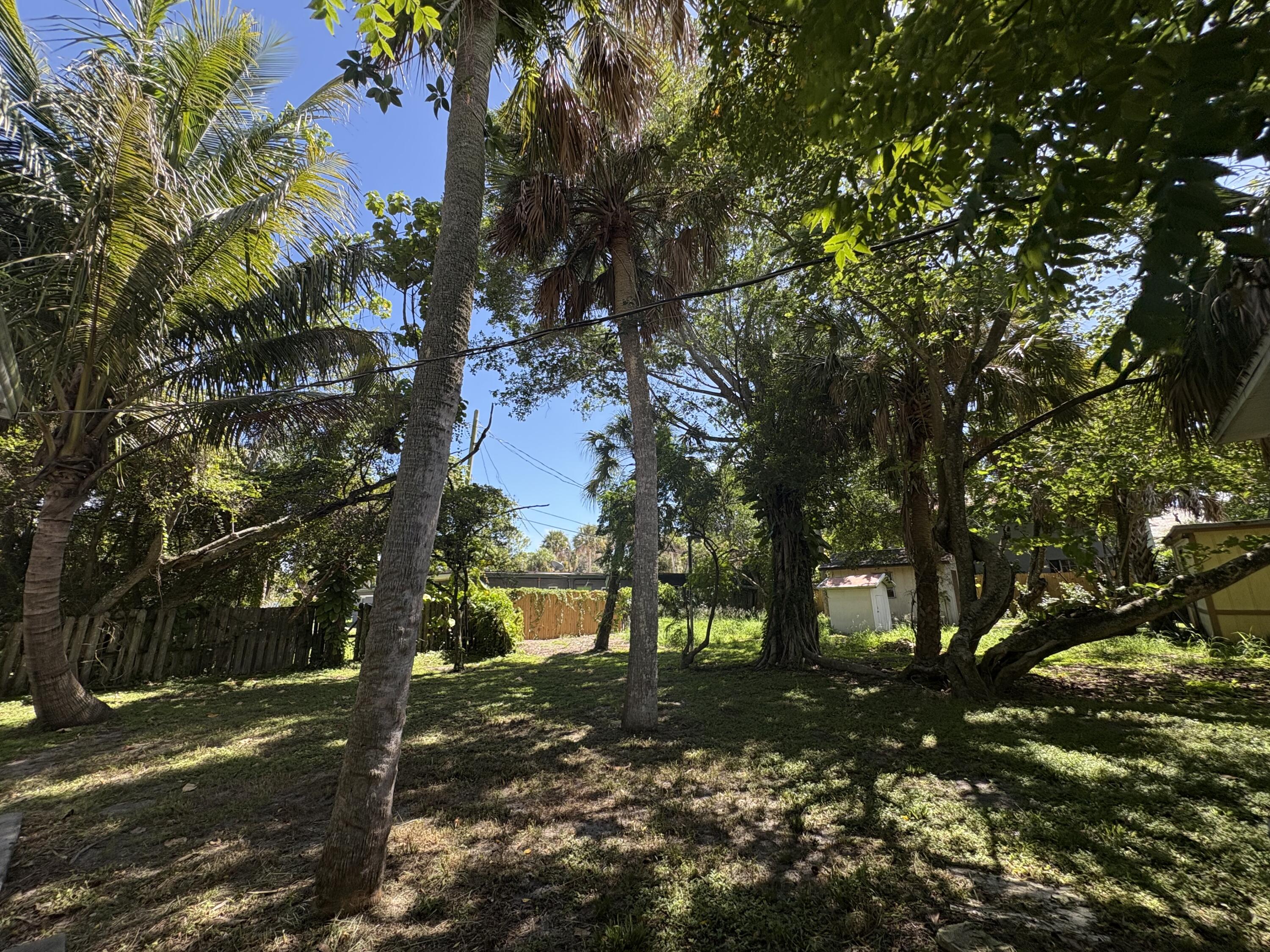 1010 Mayflower Road Fort Pierce, FL 34950 - Photo 20 of 27