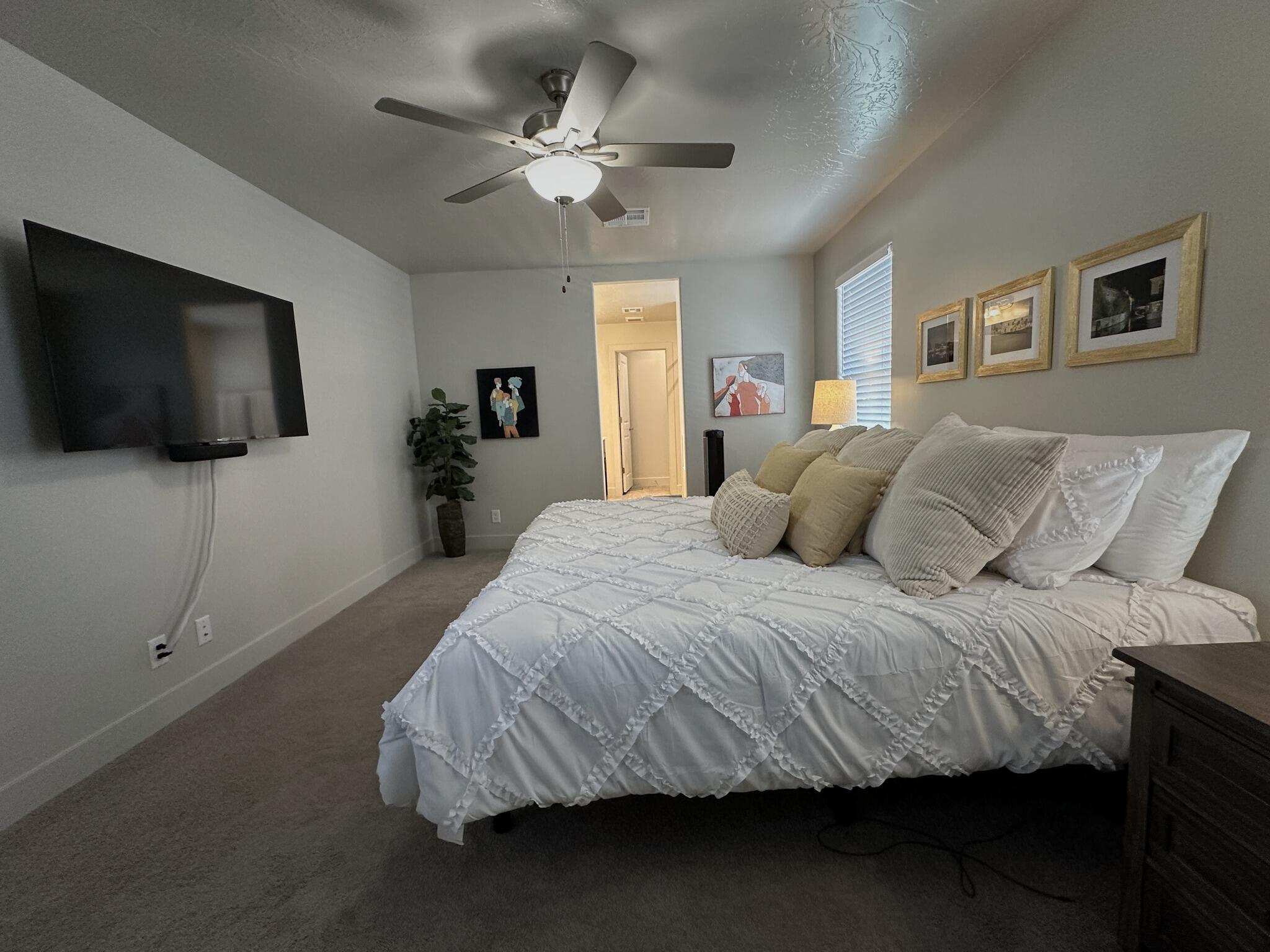 528 Riverbed Drive Washington, UT 84780 - Photo 14 of 26 Master_Bedroom_-_looking_to_bathroom_vig