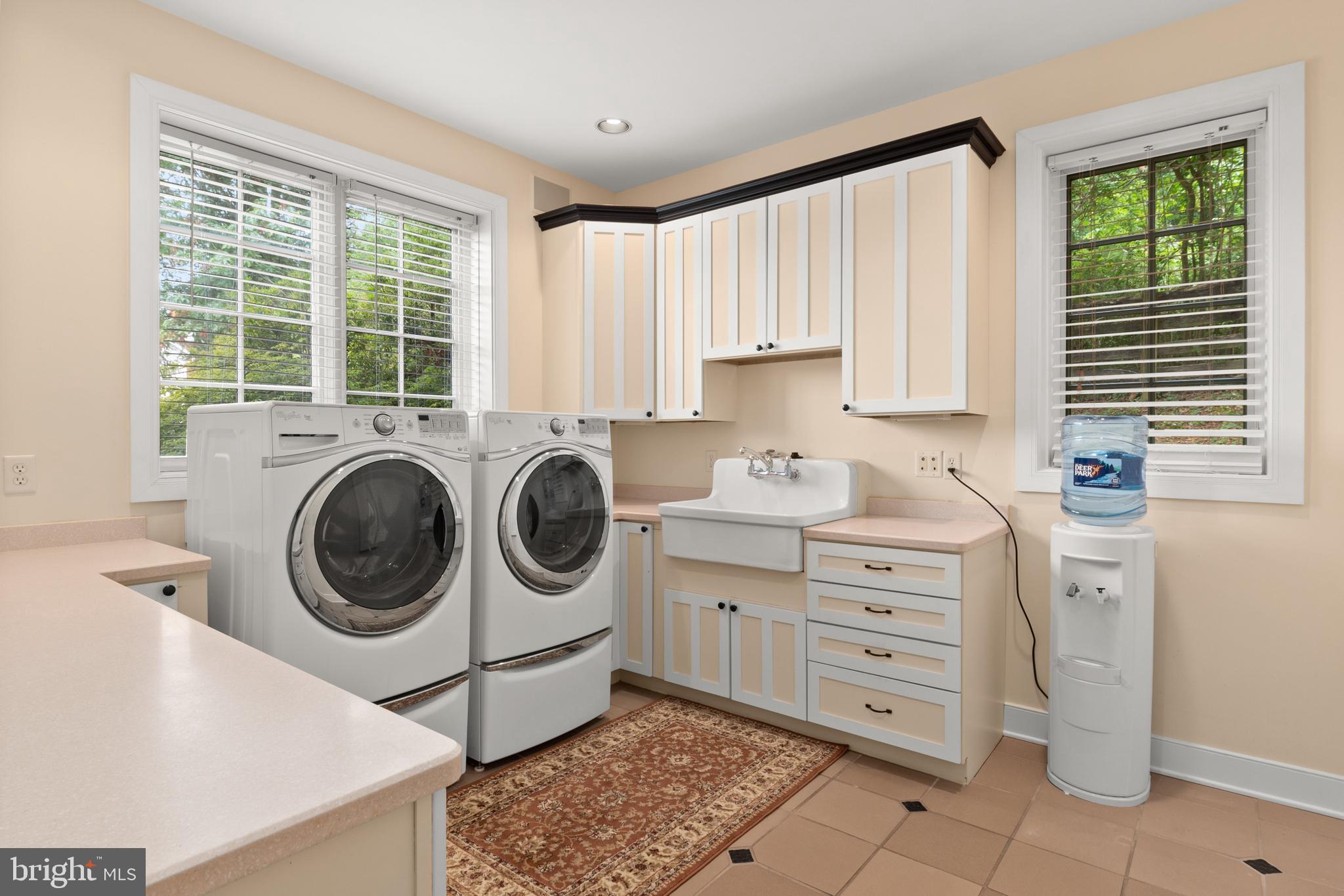 2220 Thurston Road Frederick, MD 21704 - Photo 36 of 139 Mudroom With Custom Sink
