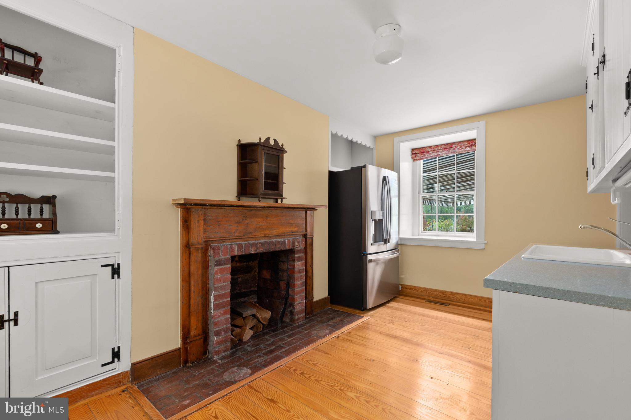 2220 Thurston Road Frederick, MD 21704 - Photo 47 of 139 Second Wood Burning Fire Place