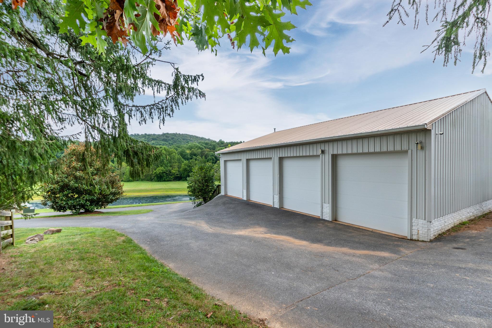 2220 Thurston Road Frederick, MD 21704 - Photo 88 of 139 8 Car Detached Garage