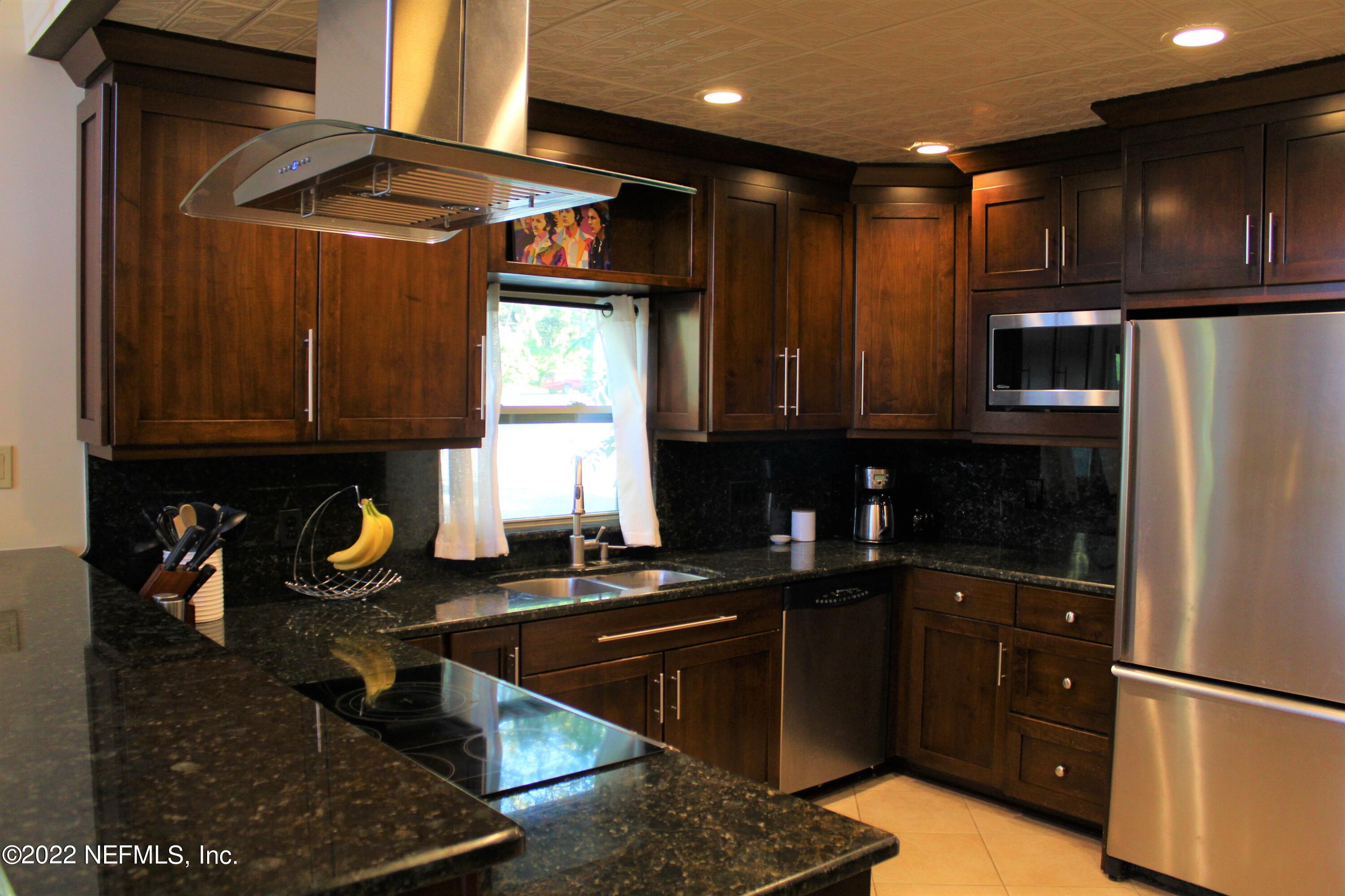 6535 Ferber Road Jacksonville, FL 32277 - Photo 27 of 82 kitchen