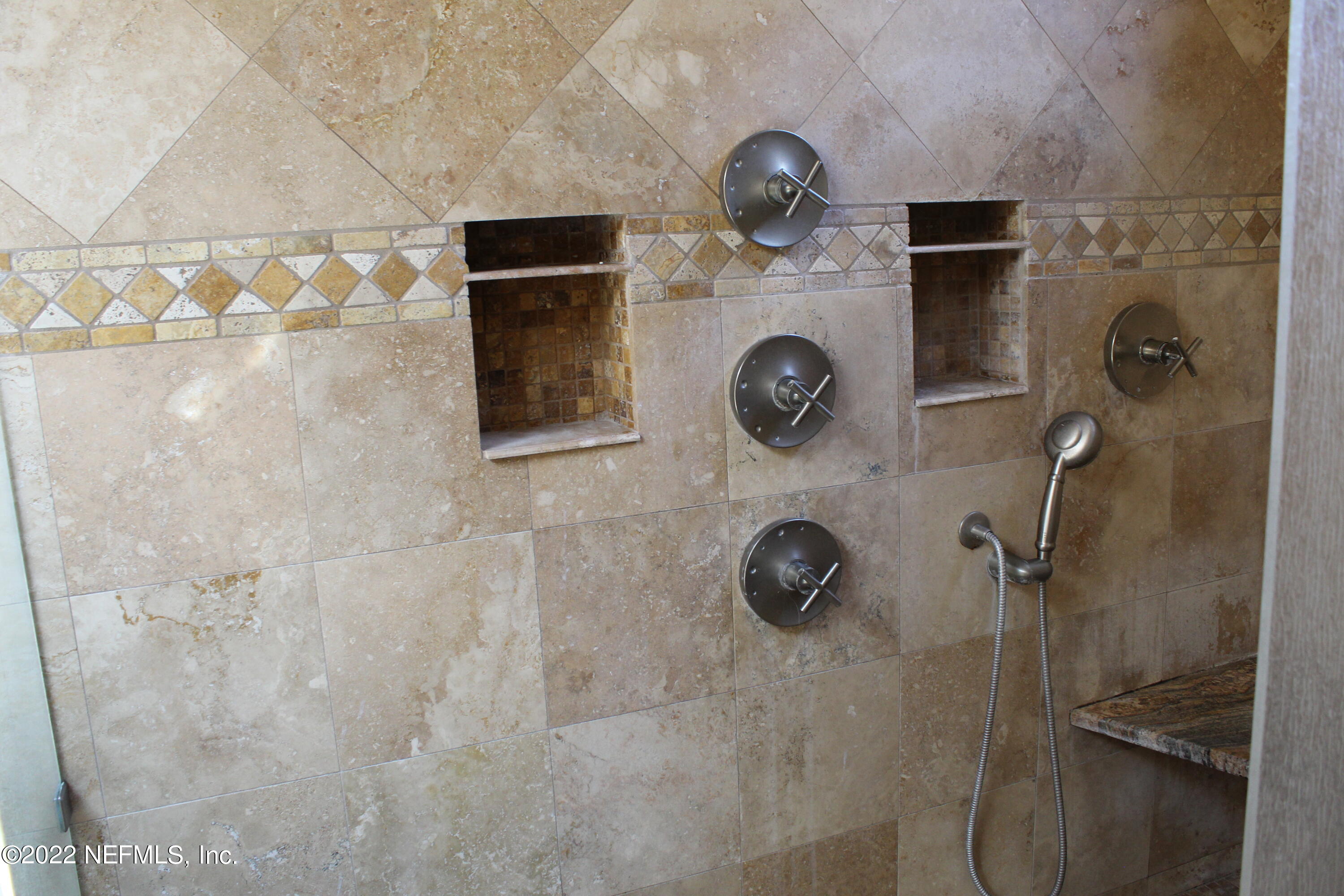 6535 Ferber Road Jacksonville, FL 32277 - Photo 43 of 82 Master Bath