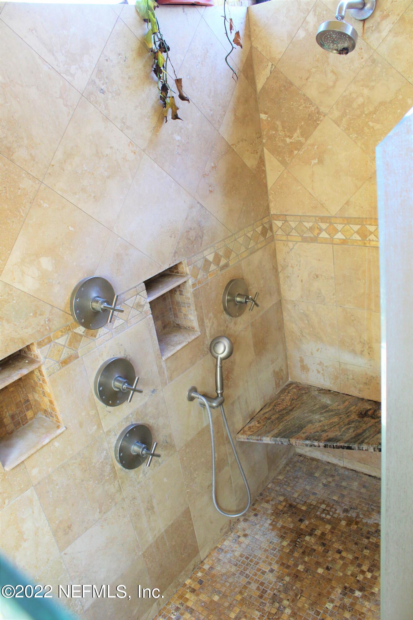 6535 Ferber Road Jacksonville, FL 32277 - Photo 44 of 82 Master Bath