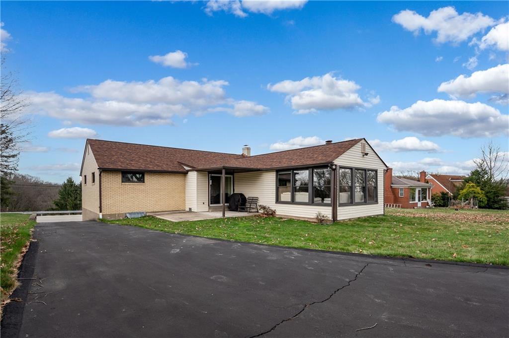 1109 Middle Road Glenshaw, PA 15116 - Photo 20 of 24 Gallery Image 20