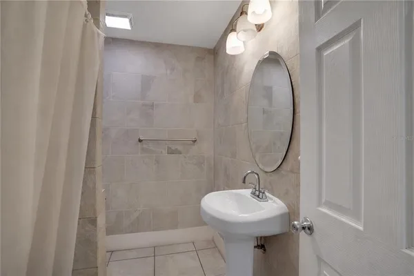 $999,999 | 316 West Columbus Drive, Tampa, FL 33602
