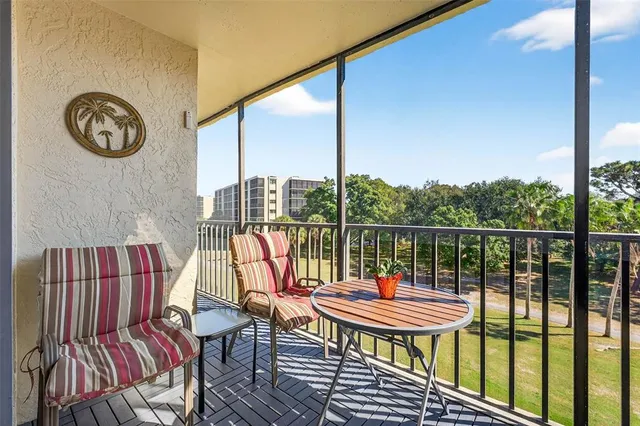 $219,000 | 800 Cove Cay Drive, Unit 4D, Clearwater, FL 33760