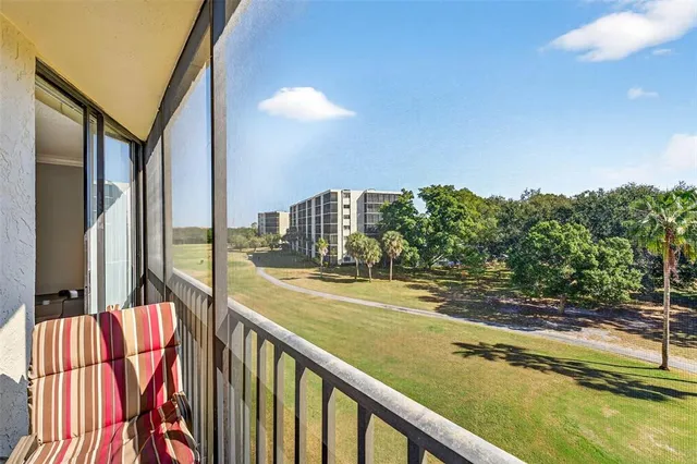 $219,000 | 800 Cove Cay Drive, Unit 4D, Clearwater, FL 33760