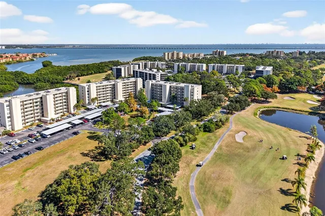 $219,000 | 800 Cove Cay Drive, Unit 4D, Clearwater, FL 33760