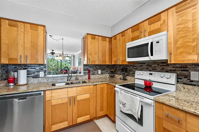 $219,000 | 800 Cove Cay Drive, Unit 4D, Clearwater, FL 33760