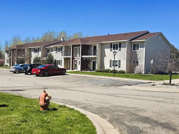 $668 | 1708 Meridian Street, Sault Ste. Marie, MI 49783