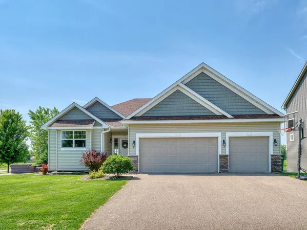 $625,000 | 6024 158th Street West, Apple Valley, MN 55124