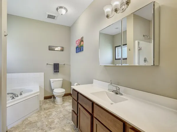 $625,000 | 6024 158th Street West, Apple Valley, MN 55124
