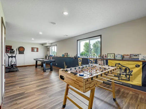 $625,000 | 6024 158th Street West, Apple Valley, MN 55124