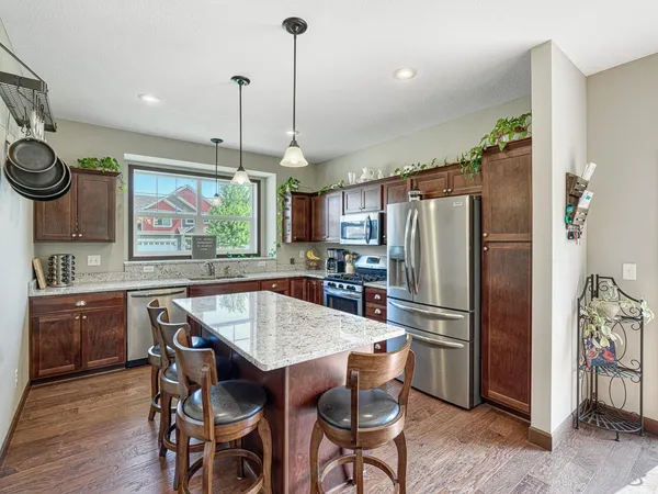 $625,000 | 6024 158th Street West, Apple Valley, MN 55124