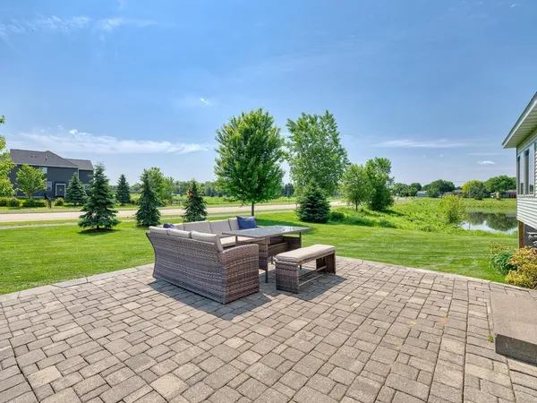$625,000 | 6024 158th Street West, Apple Valley, MN 55124