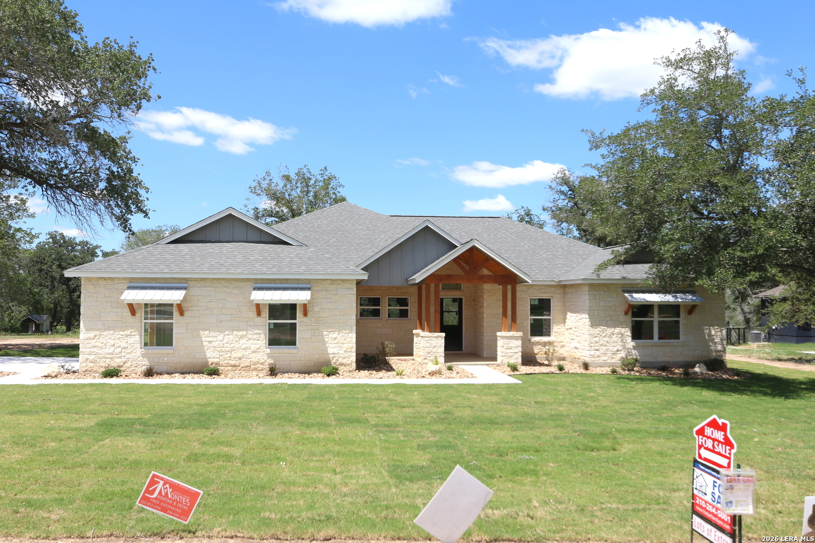 142 Timber Place La Vernia, TX 78121 - Photo 2 of 42