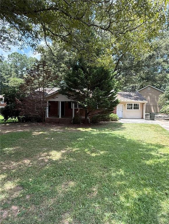 7205 Lakeview Drive Southwest Covington, GA 30014 - Photo 2 of 23