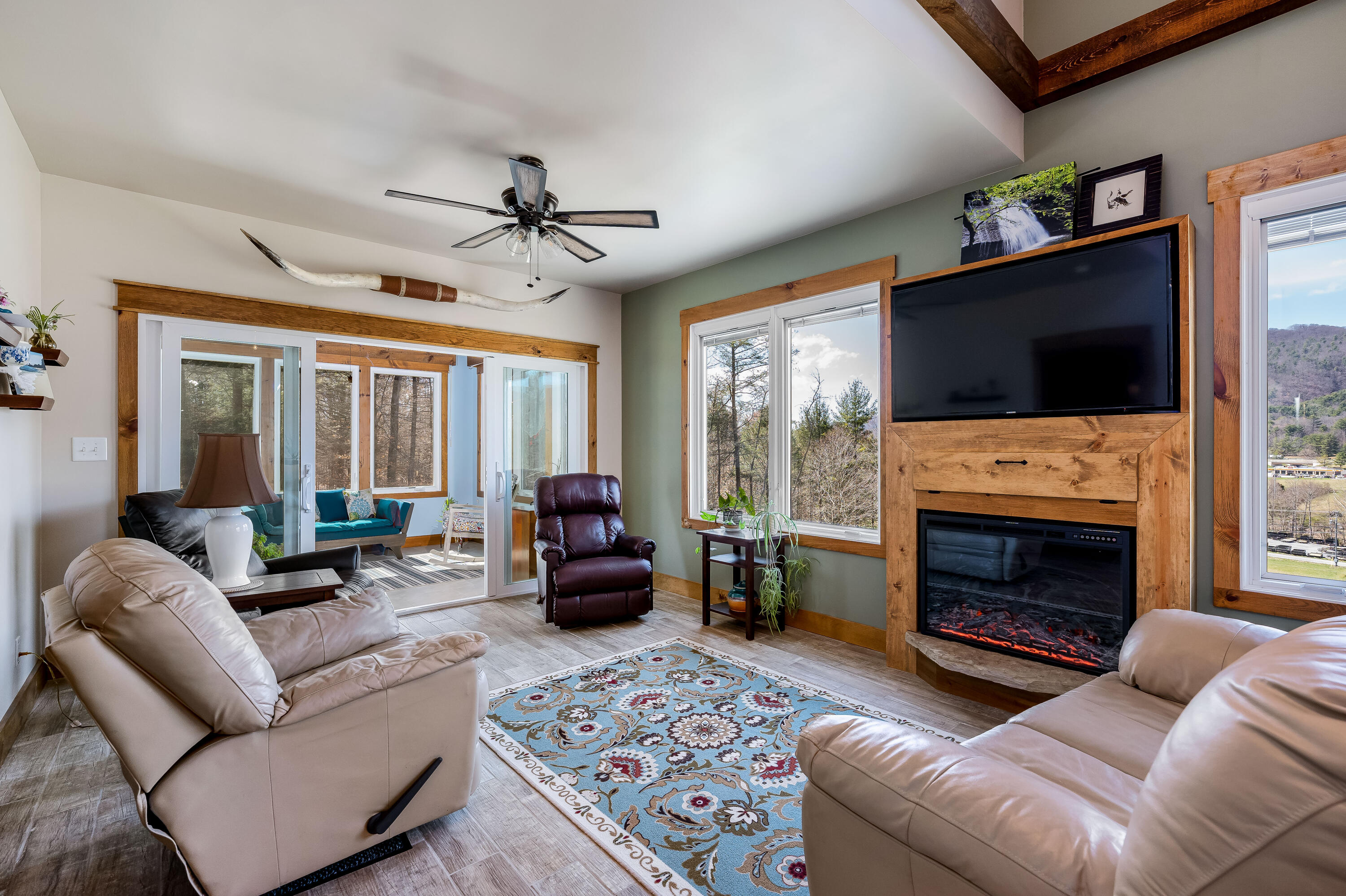 141 Pine Hill Road Unicoi, TN 37692 - Photo 13 of 87 141 Pine Hill Rd (33 of 85)