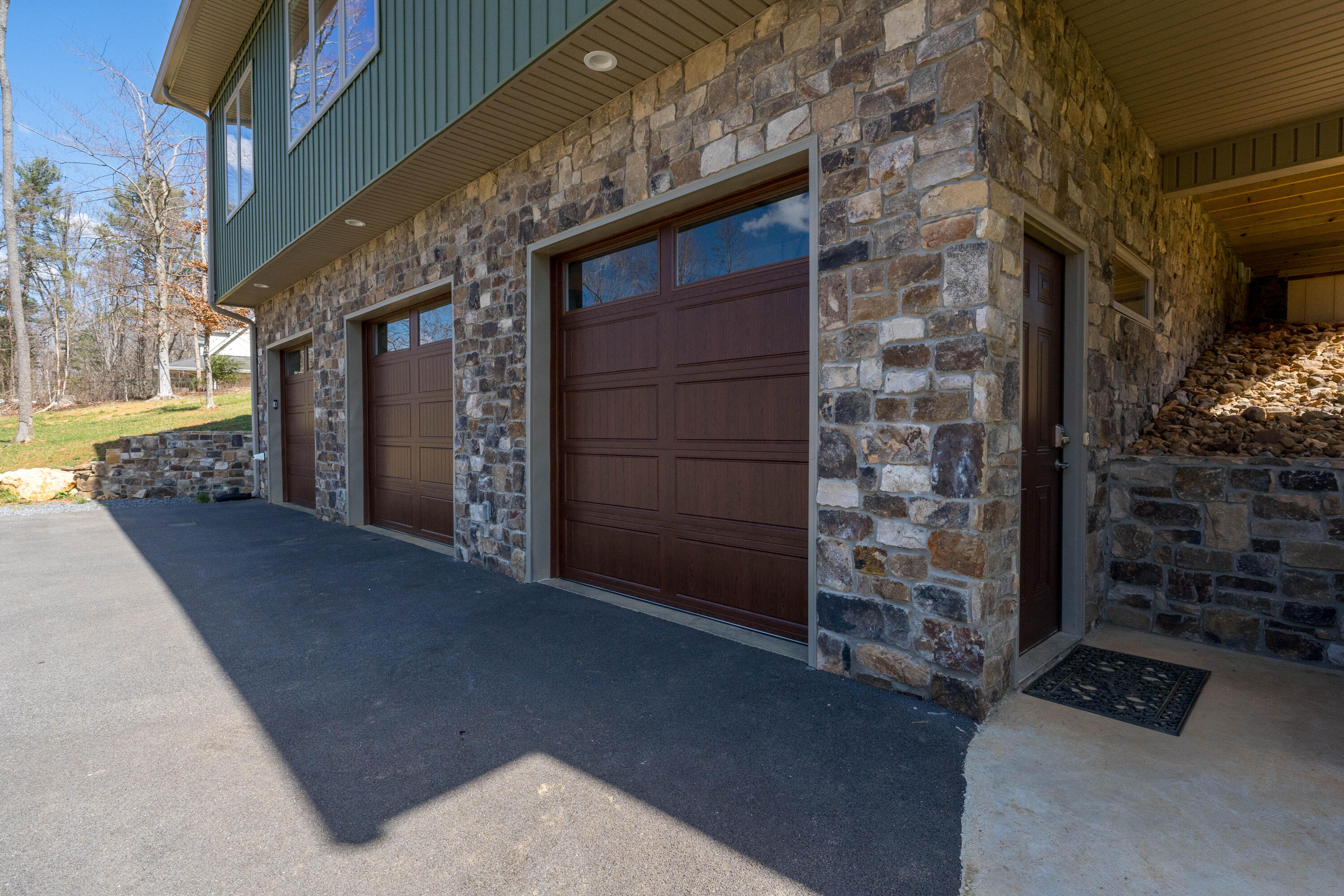 141 Pine Hill Road Unicoi, TN 37692 - Photo 7 of 87 141 Pine Hill Rd (22 of 85)