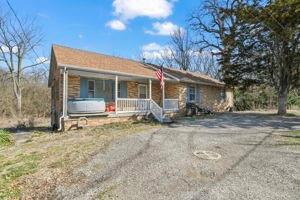 2992 Boiling Springs Road Decatur, IL 62526 - Photo 1 of 1 Gallery Image 1