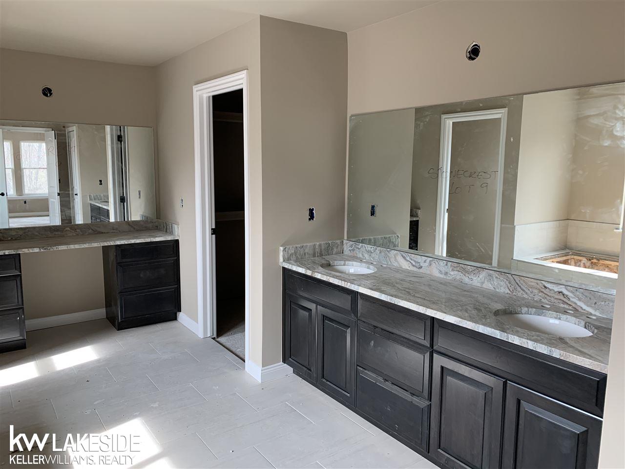 49190 Ridgeview Drive Macomb, MI 48044 - Photo 15 of 20