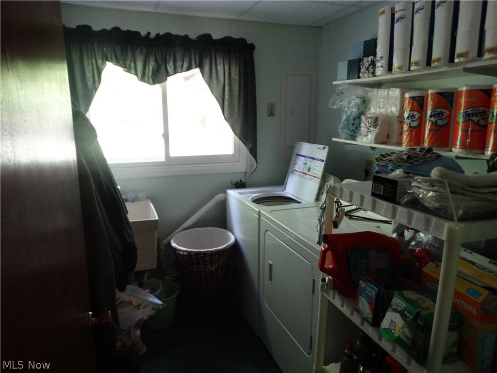 5534 Gibbs Road Andover, OH 44003 - Photo 25 of 32 Laundry room