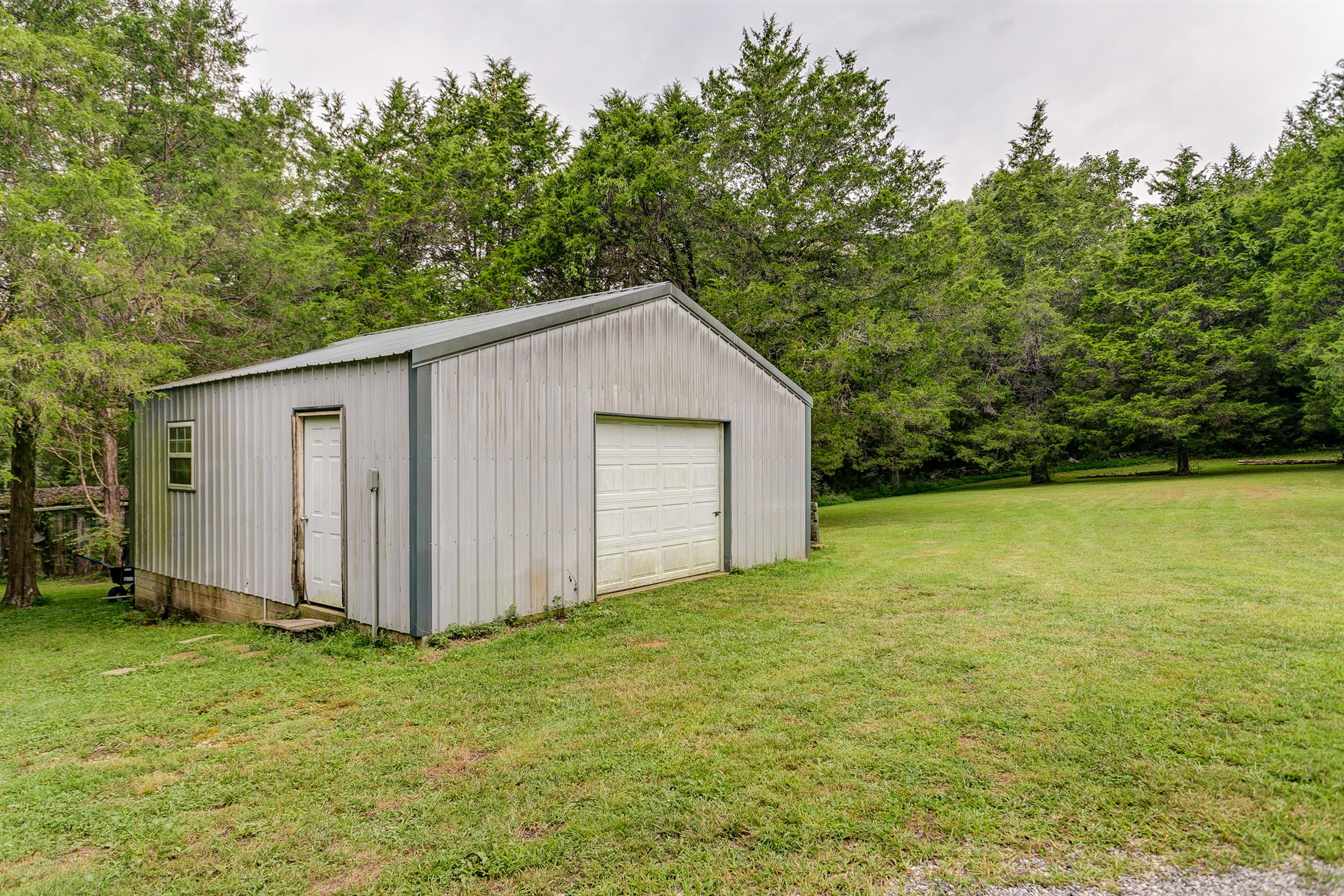 2495 Hickman Road Alexandria, TN 37012 - Photo 28 of 30 Gallery Image 28