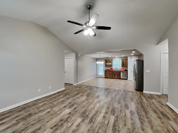 $1,919 | 1901 Susan Road, Columbia, TN 38401
