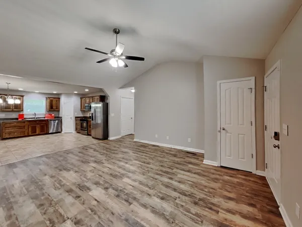 $1,919 | 1901 Susan Road, Columbia, TN 38401