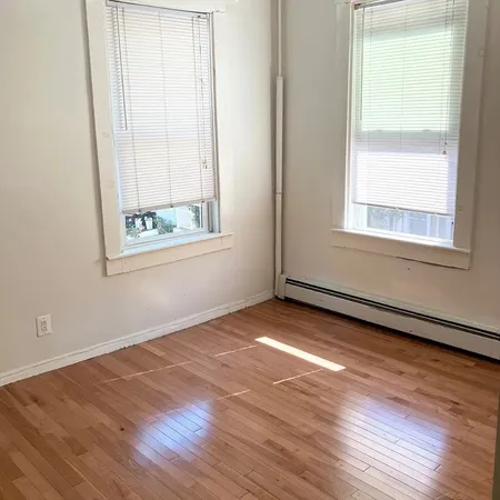 $3,250 | 17 Carmel Street, Unit 2, Boston, MA 02120
