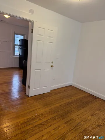 $2,200 | Undisclosed Address, Ansonia, CT 06401
