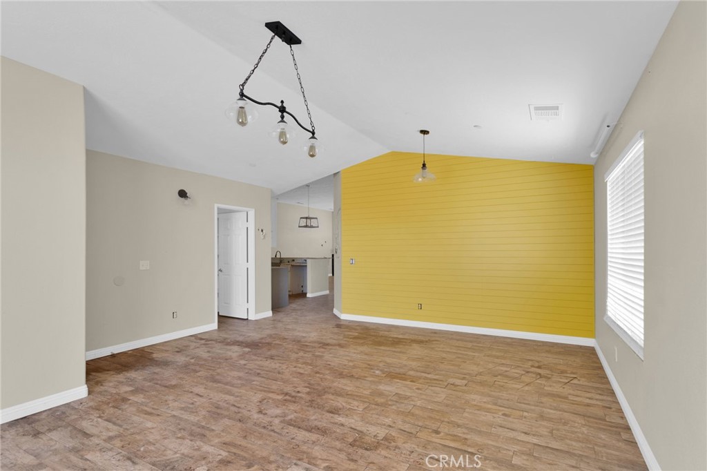 17877 Cabazon Road Apple Valley, CA 92307 - Photo 11 of 41