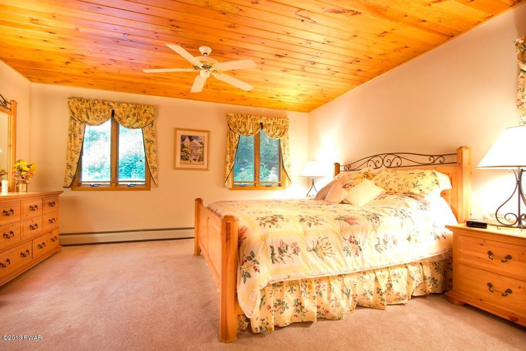 Sunnyview Lane Paupack, PA 18451 - Photo 11 of 31