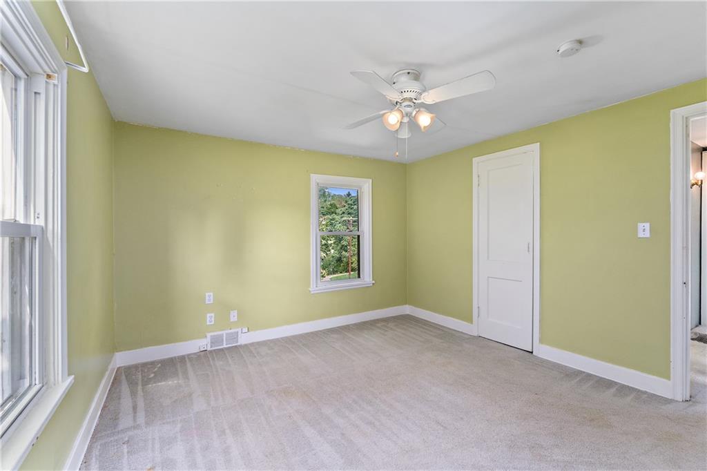 108 Maple Street Rochester, PA 15074 - Photo 14 of 22 Gallery Image 14