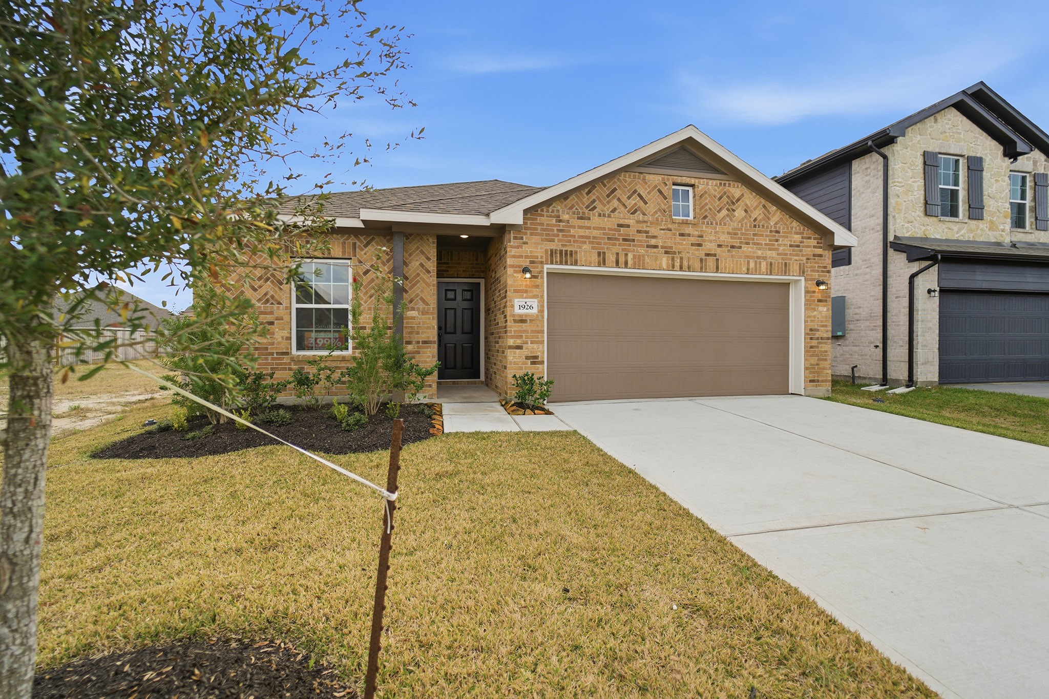 1926 Middle Pass Lane Angleton, TX 77515 - Photo 3 of 22 Gallery Image 3
