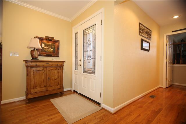 175 Heathersett Drive Franklin, TN 37064 - Photo 2 of 19 Entry Foyer