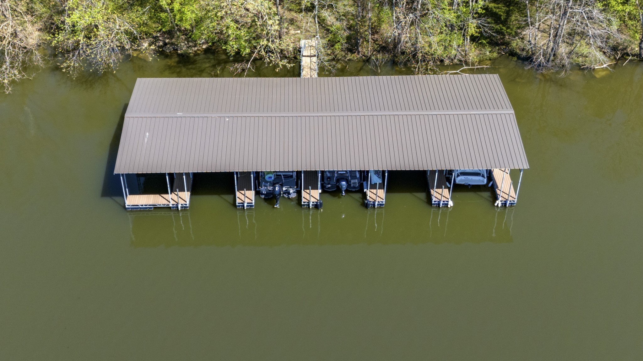 304 Stonebrook Point Lebanon, TN 37087 - Photo 5 of 8 a aerial view of a house having yard