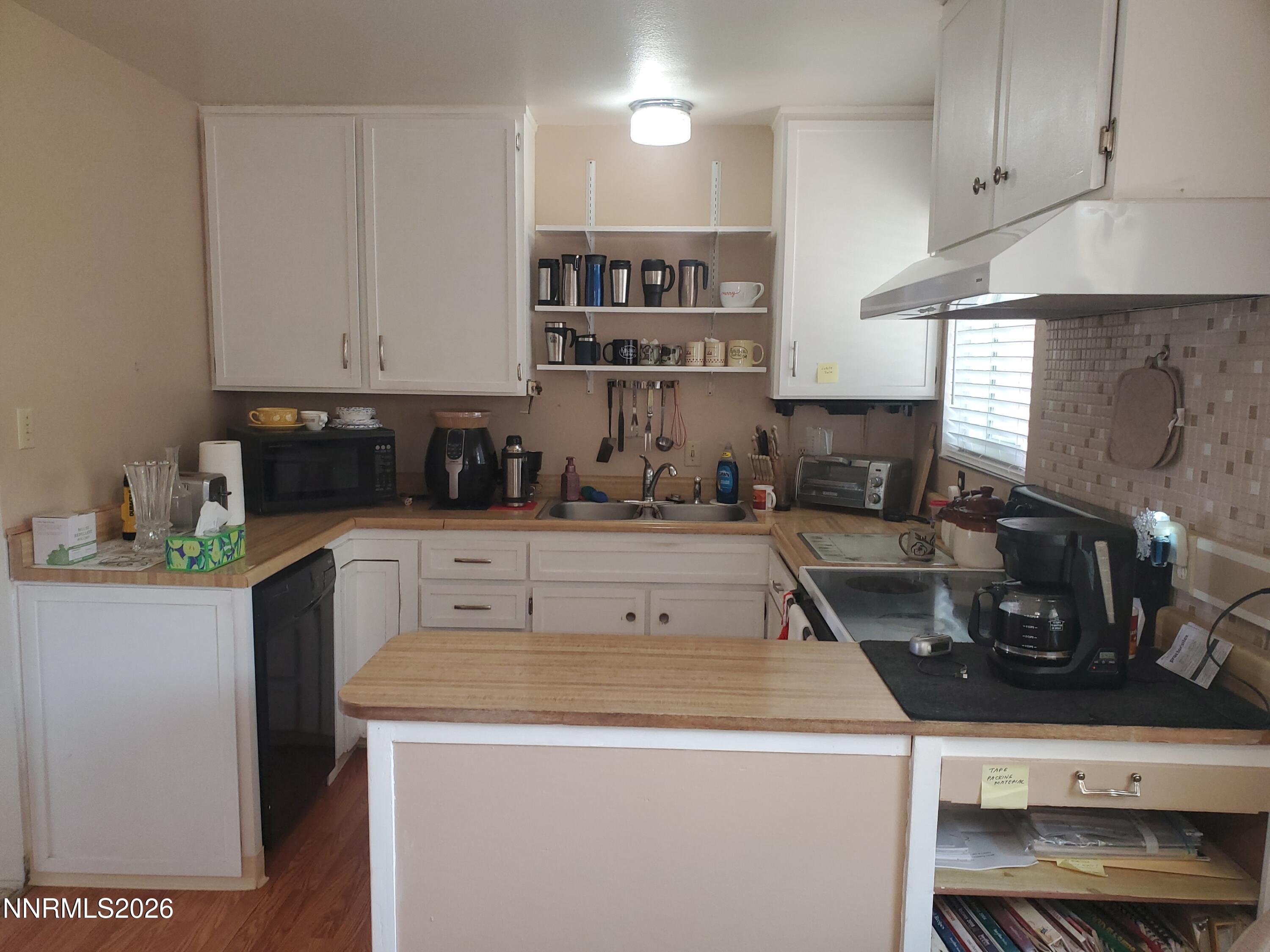 104 West 3rd Street Hawthorne, NV 89415 - Photo 7 of 17 104 3rd Kitchen 2