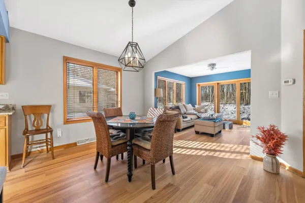 $445,900 | W175N8151 Robin Circle, Unit 1, Menomonee Falls, WI 53051