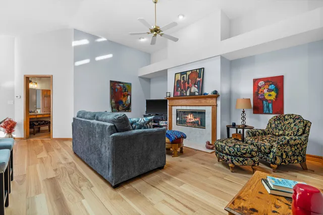 $445,900 | W175N8151 Robin Circle, Unit 1, Menomonee Falls, WI 53051