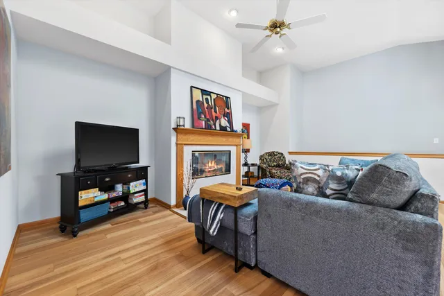 $445,900 | W175N8151 Robin Circle, Unit 1, Menomonee Falls, WI 53051