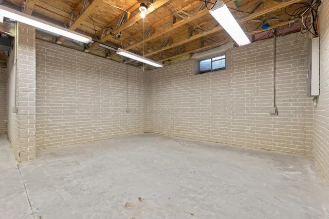 $445,900 | W175N8151 Robin Circle, Unit 1, Menomonee Falls, WI 53051