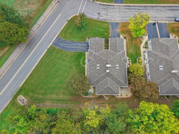 $445,900 | W175N8151 Robin Circle, Unit 1, Menomonee Falls, WI 53051