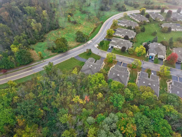 $445,900 | W175N8151 Robin Circle, Unit 1, Menomonee Falls, WI 53051