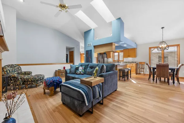 $445,900 | W175N8151 Robin Circle, Unit 1, Menomonee Falls, WI 53051