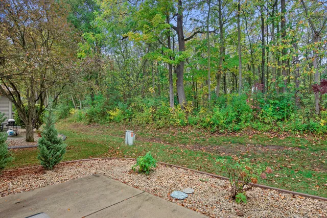 $445,900 | W175N8151 Robin Circle, Unit 1, Menomonee Falls, WI 53051