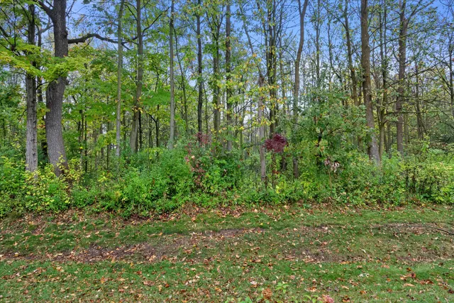 $445,900 | W175N8151 Robin Circle, Unit 1, Menomonee Falls, WI 53051