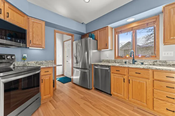 $445,900 | W175N8151 Robin Circle, Unit 1, Menomonee Falls, WI 53051