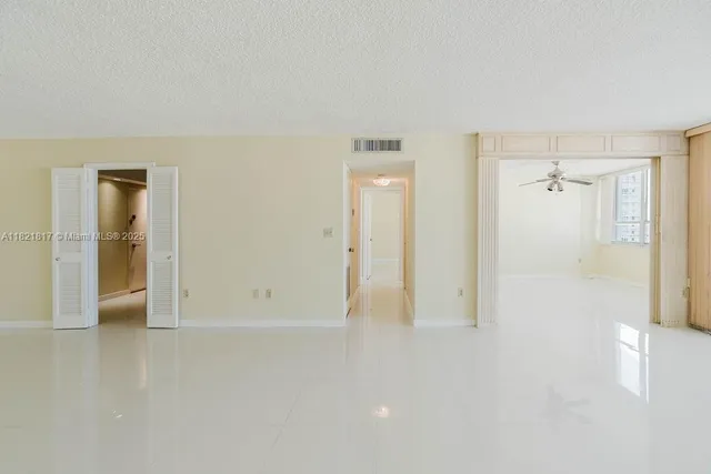 $875,000 | 11 Island Avenue, Unit 1410, Miami Beach, FL 33139